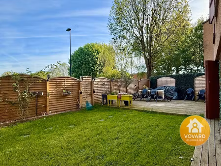 appartement f3 en rdc avec beau jardin proche parc des verge