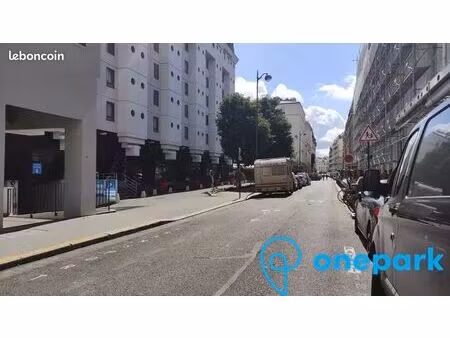 parking/box 12 m² paris 11