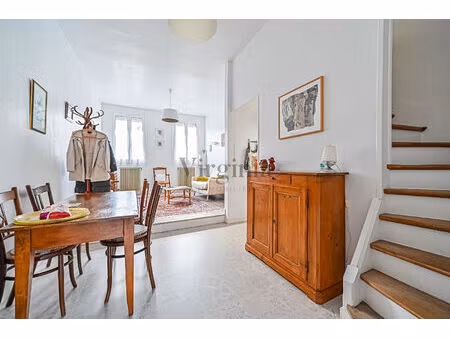 charmante petite maison avec jardin - proche métro stade