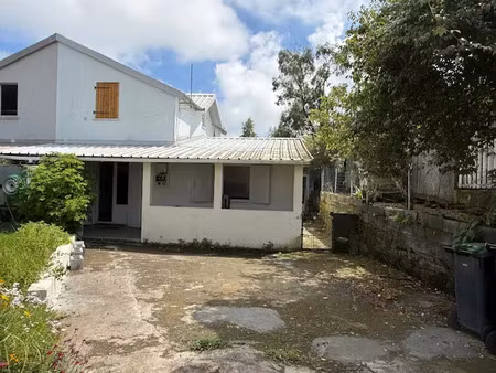 maison meublée f4/5 plaine des cafres