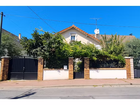 maison 3 chambres- sous sol total