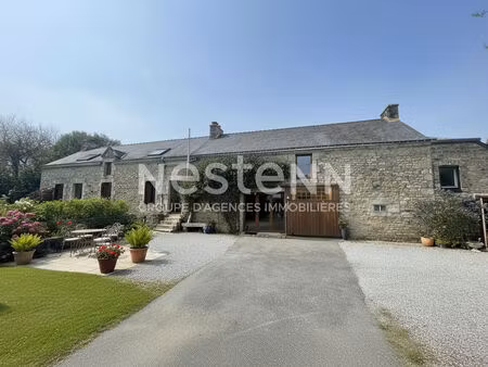 longère locqueltas 260 m² environ terrain de plus d'un hectare 4 chambres et un gîte