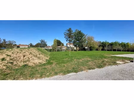 vente terrain 731 m² à confolens (16500)  32 000 €
