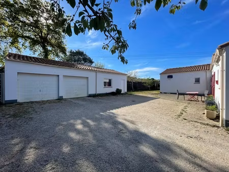 maison 6 pièces - 142 m²