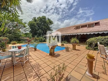 dpt guyane (973)  à vendre remire montjoly maison t6+ studio de 30 m² avec piscine
