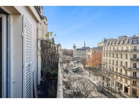 appartement de luxe à vendre dans le quartier saint germain l'auxerrois