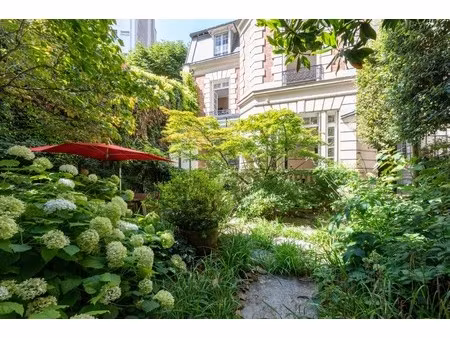 maison de luxe à vendre dans le quartier mouton duvernet