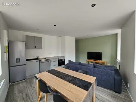 beau t2 meublé 500+30 charges