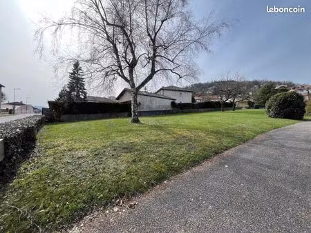 terrain 377 m² saint priest en jarez