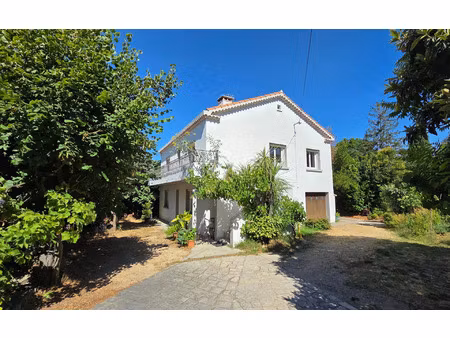 maison marseille 11 185 m² t-6 à vendre  650 000 €