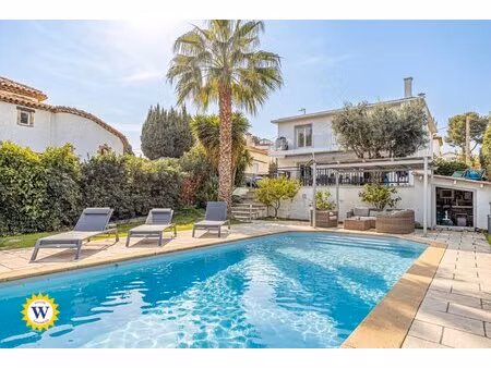 cagnes sur mer - maison 200m² avec jardin et piscine