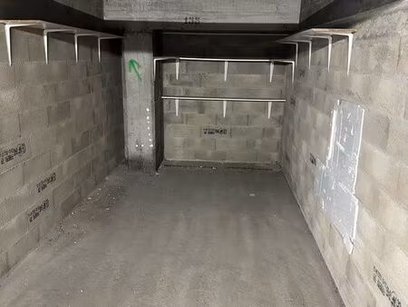 garage sécurisé avec caméras