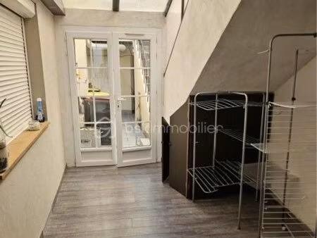 immeuble indépendant de deux appartements