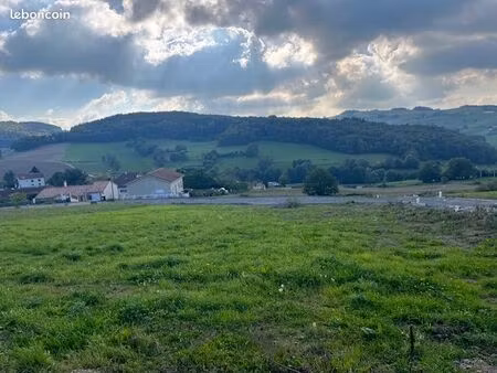 terrain 670 m² marcenod