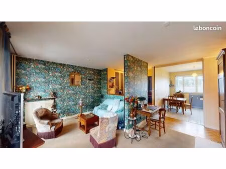 appartement 5 pièces 100 m²