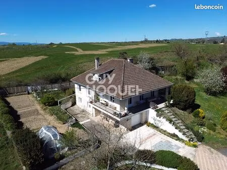 maison 6 pièces 185 m²