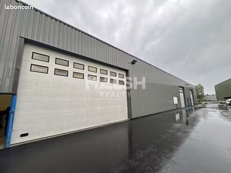 local d'activité 1 709 m²