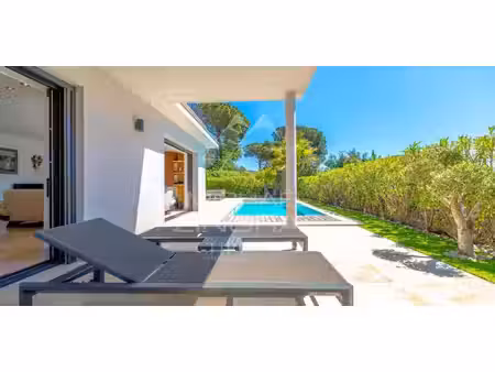 villa avec piscine sainte-maxime (83)