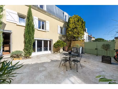 vente maison 8 pièces  186.00m²  hardricourt