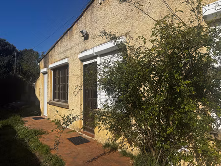 maison à rénover 85 m2 et grand garage