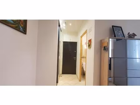 lots de deux appartements + cave au sein d'une copropriété