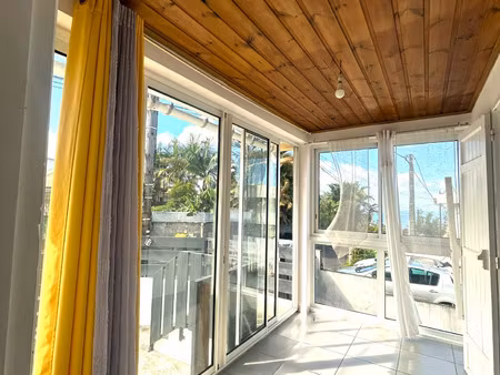 location appartement 4 pièces 89 m² à petite-île (97429)