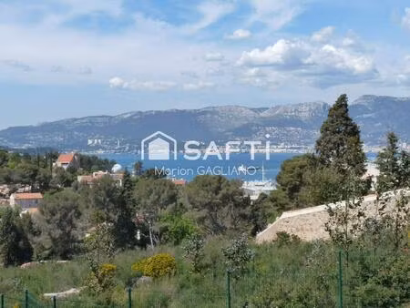résidence au calme sur les hauteurs du port de saint mandrier