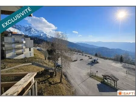 studio 4 couchages - skis aux pieds - vue pano s-o