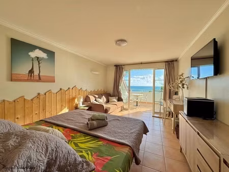 sainte-anne – studio lumineux avec vue mer époustouflante