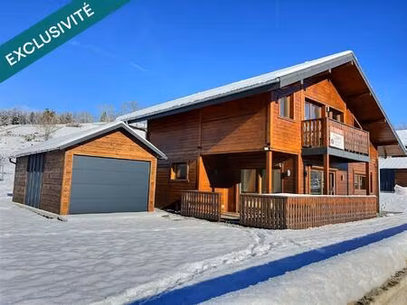 chalet d’exception face aux montagnes  rare à saisir