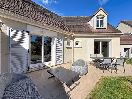 maison 140m² 3/4 chambres  garage  jardin