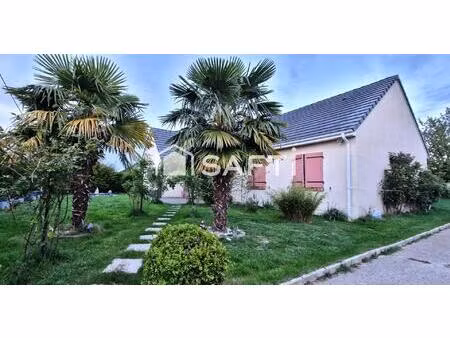 maison 4 chambres plain-pied sans vis à vis sur terrain clos.