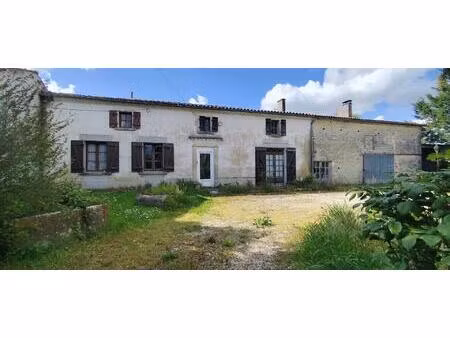 maison de 145 m² avec 6 chambres  dépendances