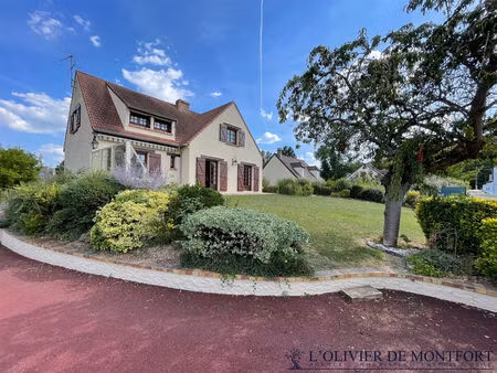 maison individuelle de 8 pièce(s) 195 m2