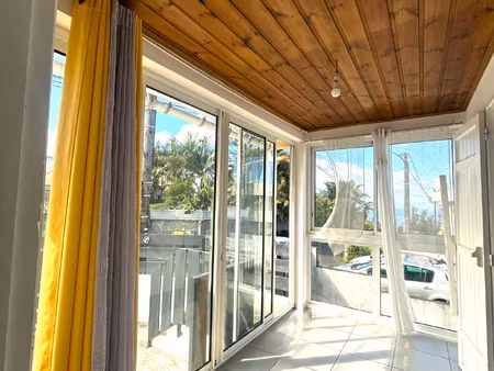 haut de maison 4 pieces petite ile
