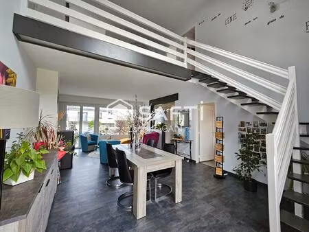 maison lumineuse rénovée 151 m² – plescop bourg