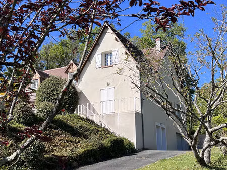 jolie maison familiale de 10 pièces à vendre à reugny - 429 900 €