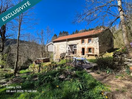 maison en pierres sans vis à vis terrain/source