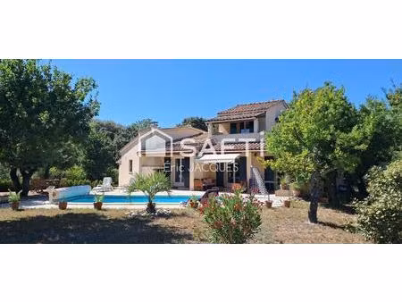 villa provençale 130 m² meublée et avec piscine