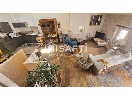 tourbes maison de 160 m²  composée de 2 appartements.