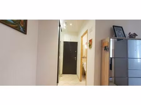 lots de deux appartements + cave au sein d'une copropriété