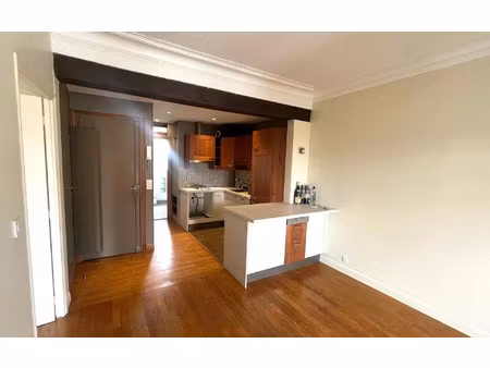 location appartement  39.1 m² t-2 à vincennes  1 365 €