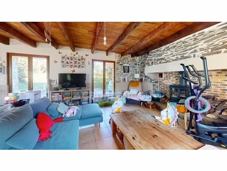 lopérec(29) longère pleine de cachet - 110m² + combles aménageables - terrain 2500m²