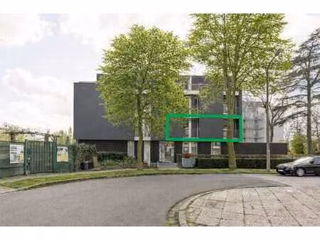 appartement de 3 chambres prêt à emménager avec place de ...