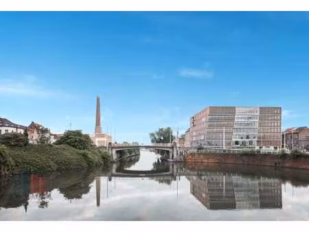 42 m² de bureaux modernes all-in à proximité de la r40 et...