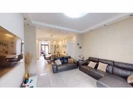 maison familiale 4 chambres avec jardin et terrasse