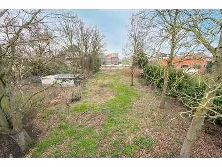 terrain à bâtir 18a avec vue dégagée