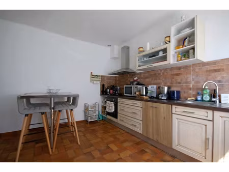 location meublée maison 5 pièces 135 m² à pau (64000)  1 550 €