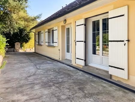 appartement de 8 pièces de 148 m² à dieudonné
