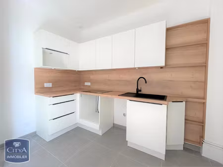 appartement à louer 3 pièces 81.28 m² - guîtres (33) - 665€